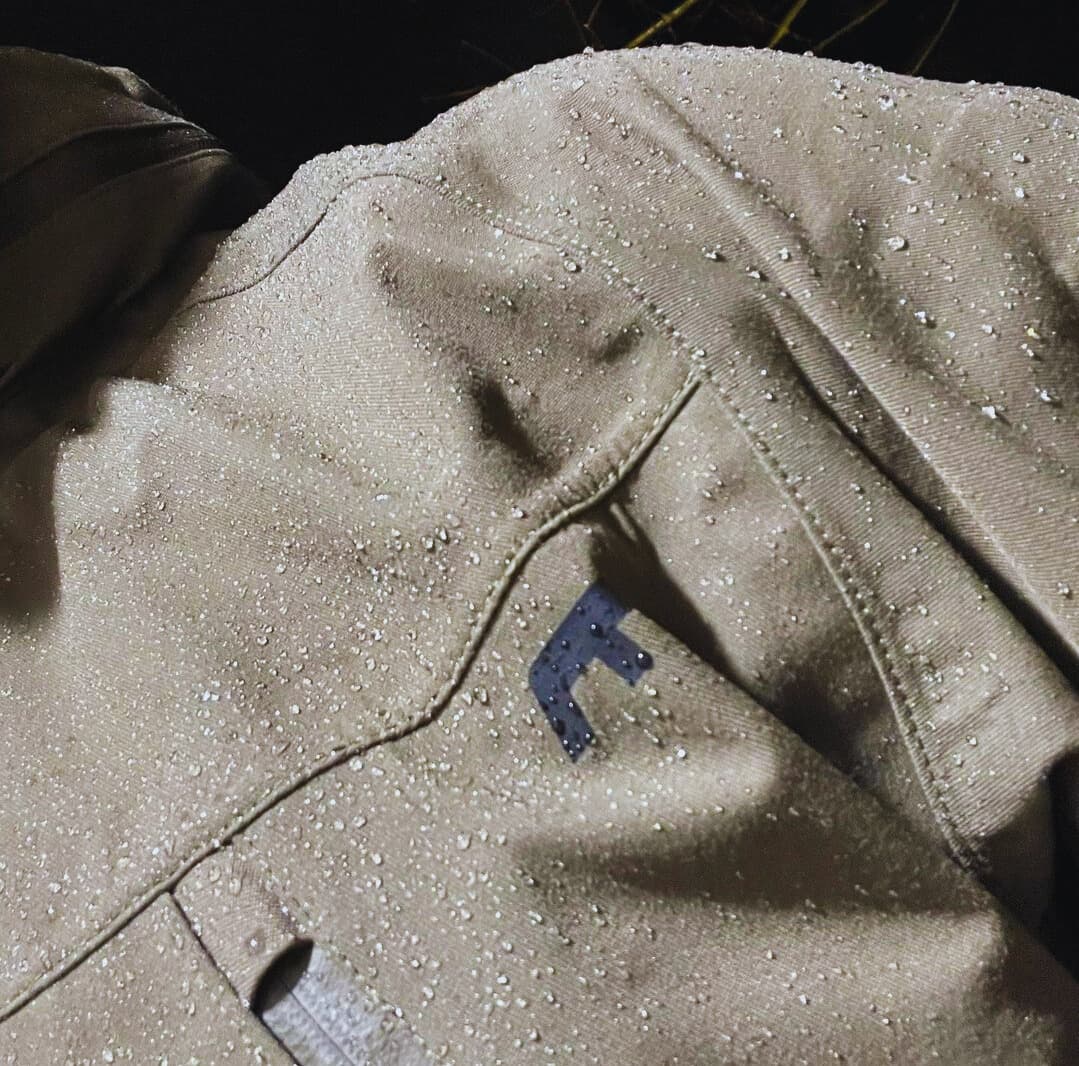 DWR Finish – How It Impacts Your Clothing